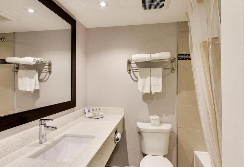 호텔 Travelodge By Wyndham Cambridge  Waterloo