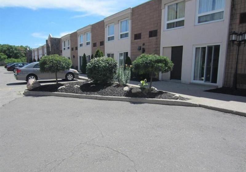 호텔 Travelodge By Wyndham Cambridge  Waterloo