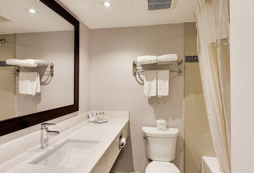 호텔 Travelodge By Wyndham Cambridge  Waterloo