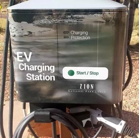 ホテル Zion Lodge   Inside The Park