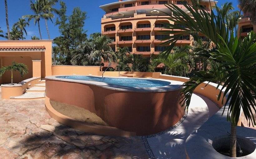 Resort Torres Mazatlan Condominiums