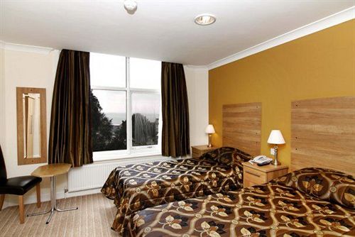 هتل Russell Court