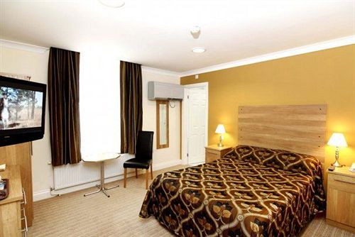 هتل Russell Court