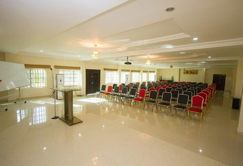 هتل Babale Suites