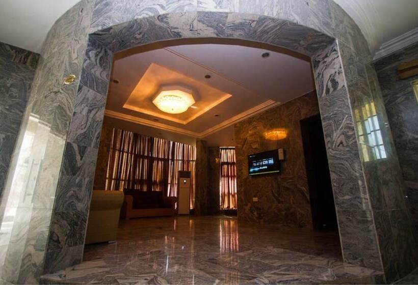 هتل Babale Suites