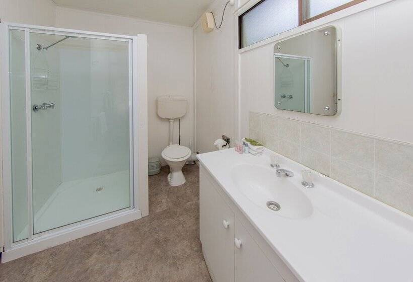 Отель Big4 Shepparton Park Lane Holiday Park