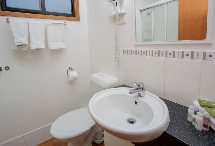 Отель Big4 Shepparton Park Lane Holiday Park