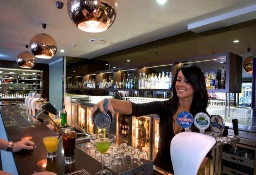 בית מלון כפרי Delany