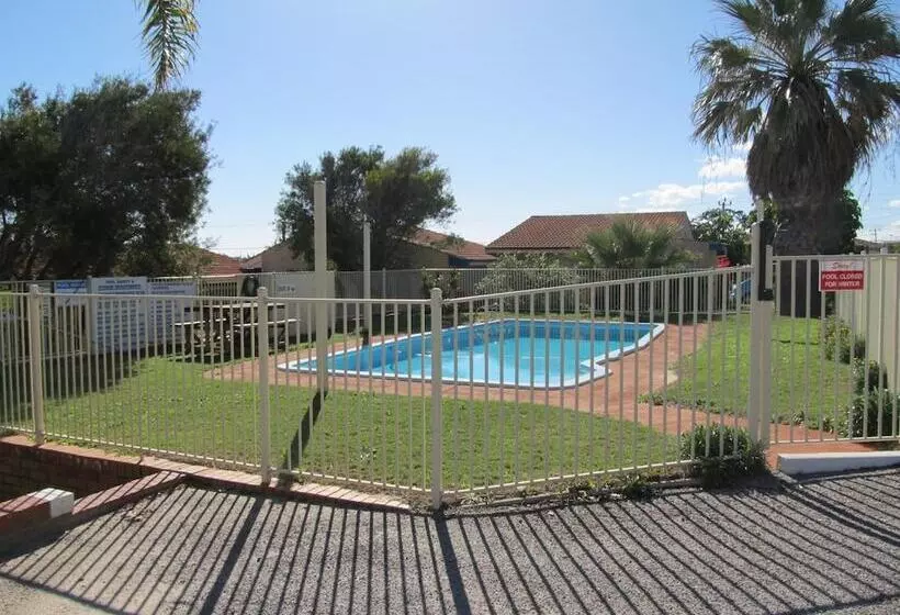 Motelli Ocean View Villas