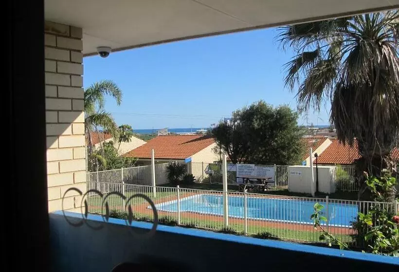 Motelli Ocean View Villas