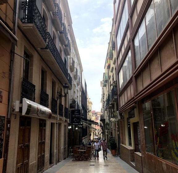 Arenal Suites Alicante