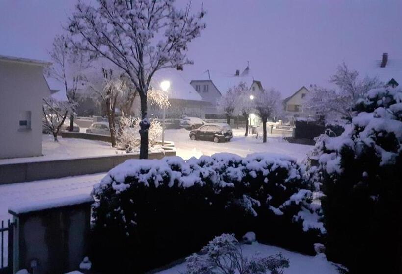 ベッドアンドブレックファースト Aux Pieds Des Vignes