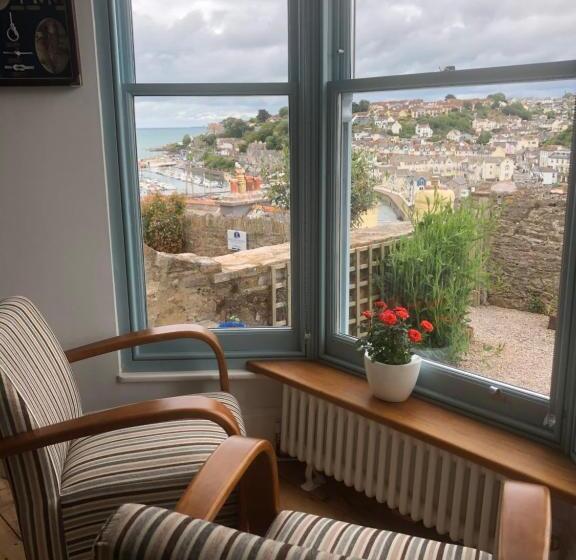 Beacon House B&b Brixham