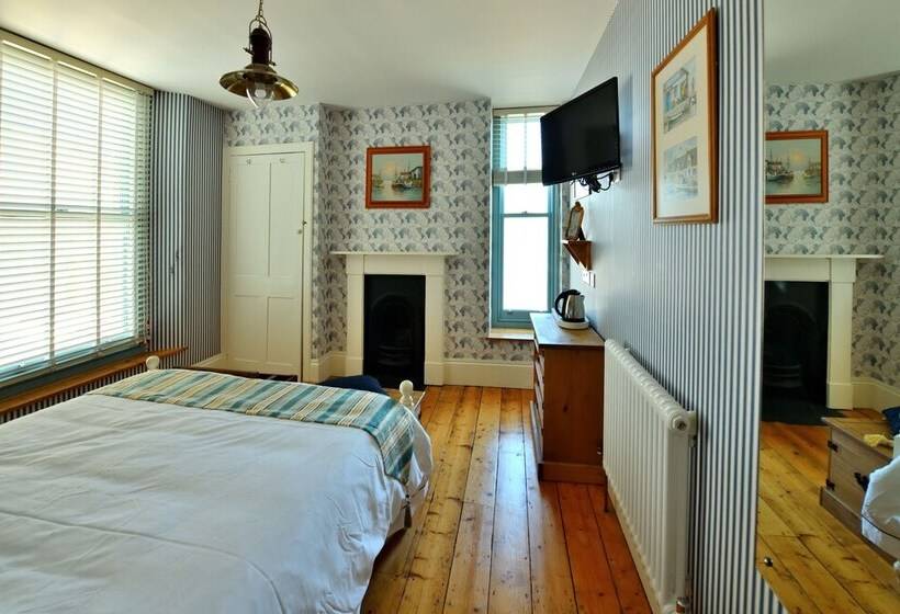 Beacon House B&b Brixham