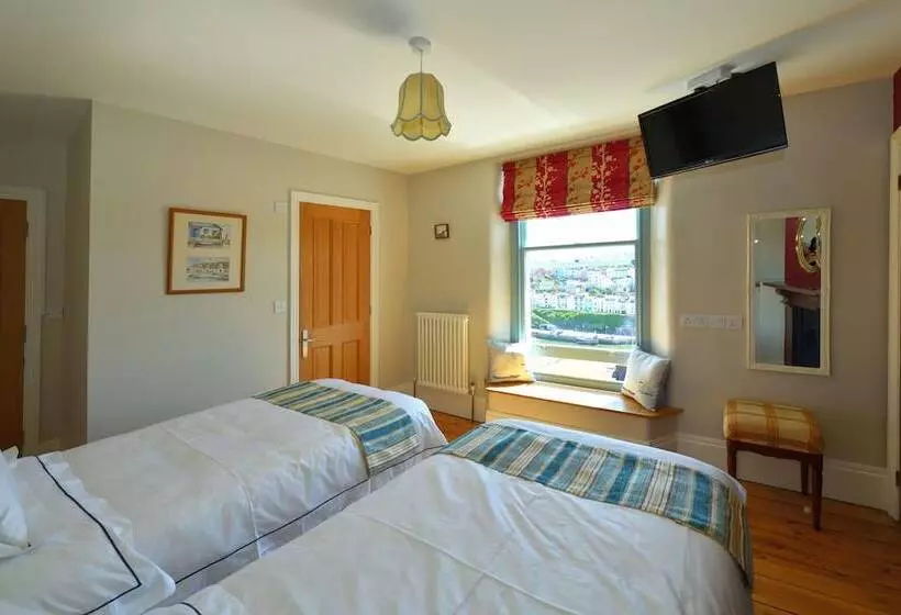 Beacon House B&b Brixham