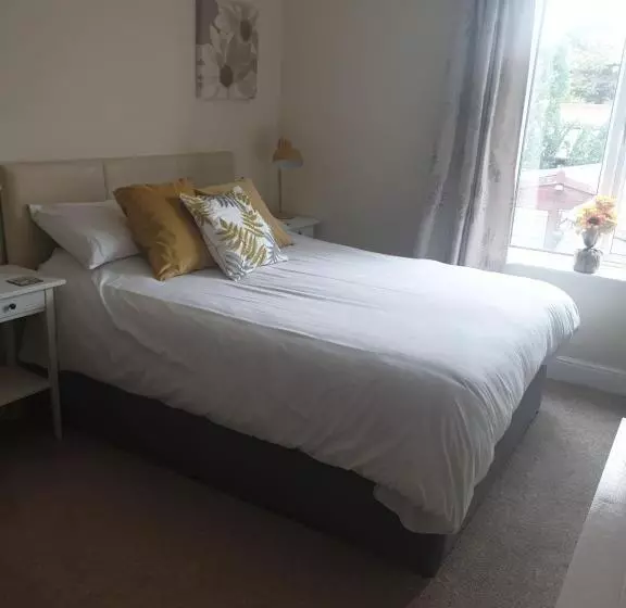 Aamiaismajoitus (B&B) Highfield Guest House