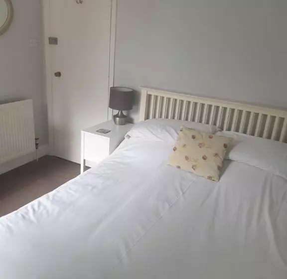 Aamiaismajoitus (B&B) Highfield Guest House