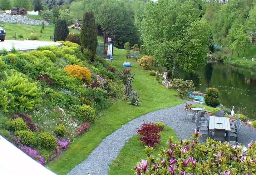 Captivating Apartment In Lichtenhain With Pond