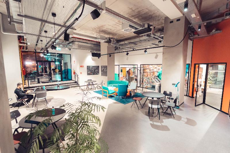 مسافرخانه The Social Hub Bologna