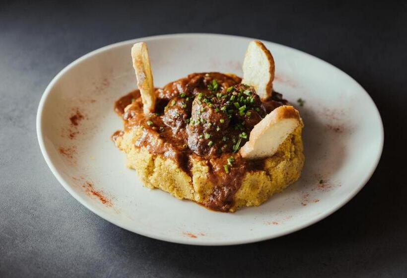 Отель Corno Bianco