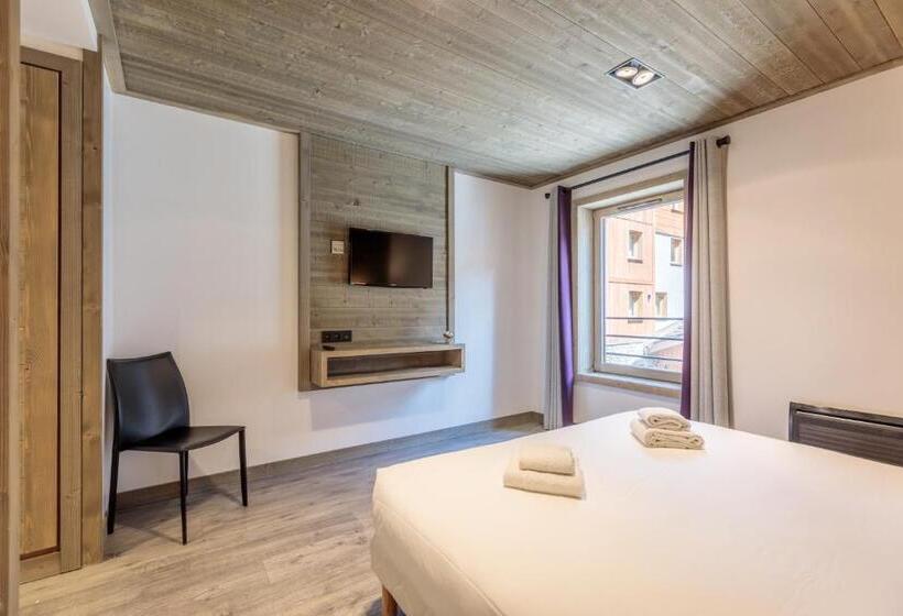 هتل Victoria Lodge, Friendly