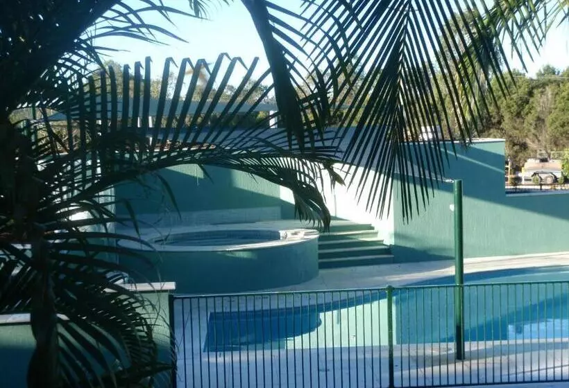 Motel Puffers Inn