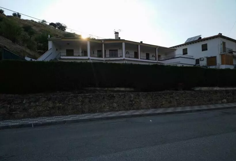 Majatalo Alojamiento Ardales