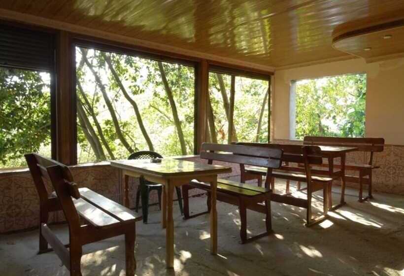 پانسیون Guest House Galina