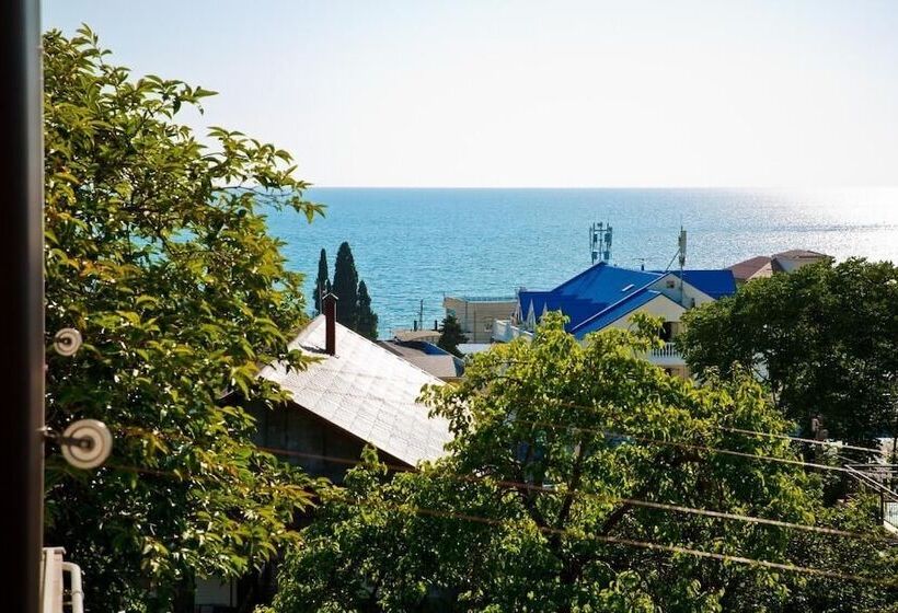 پانسیون Guest House Galina