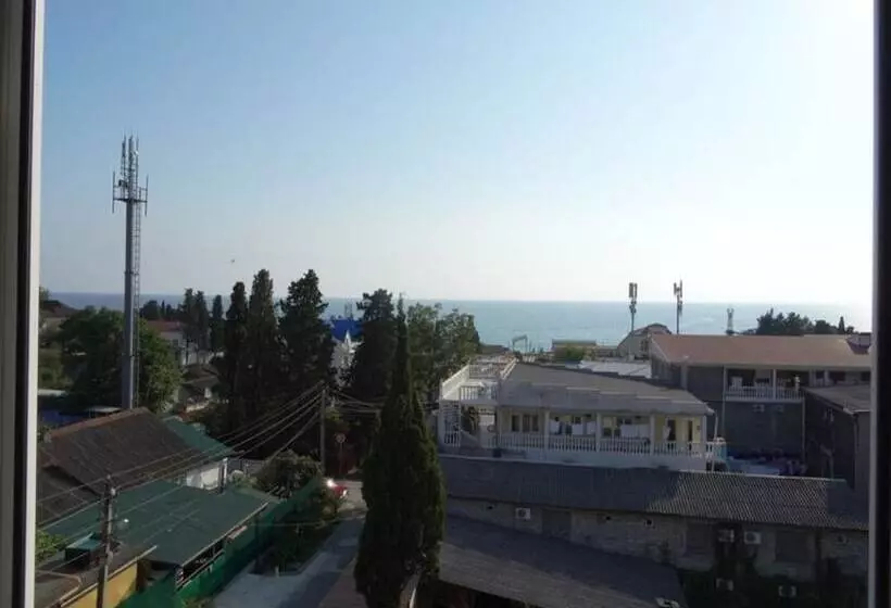 ペンション Guest House Galina