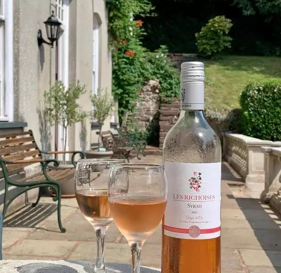 Majatalo The Great House B&b