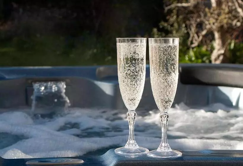 Majatalo The Great House B&b