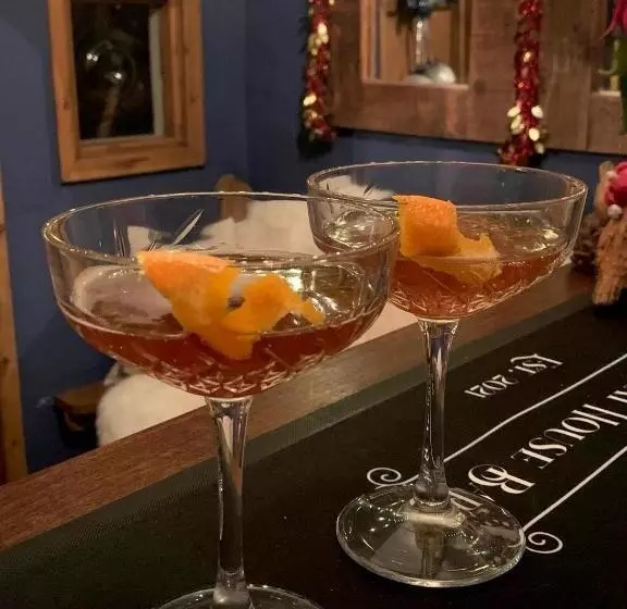 Majatalo The Great House B&b