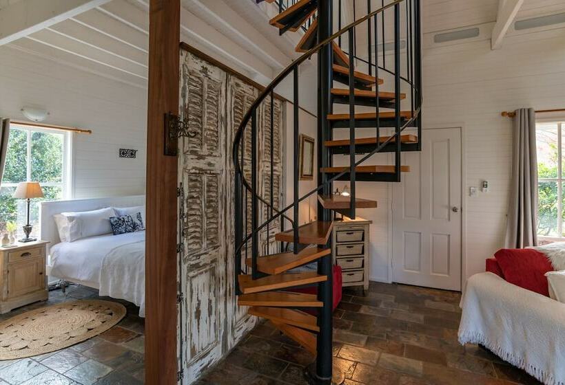 Arcadia The Barn Cottage & Rosehill Cottage