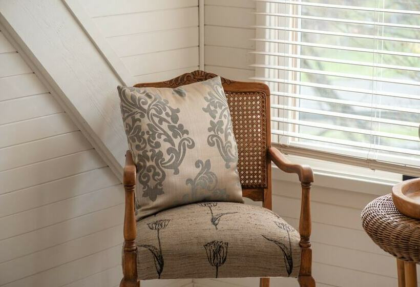 Arcadia The Barn Cottage & Rosehill Cottage