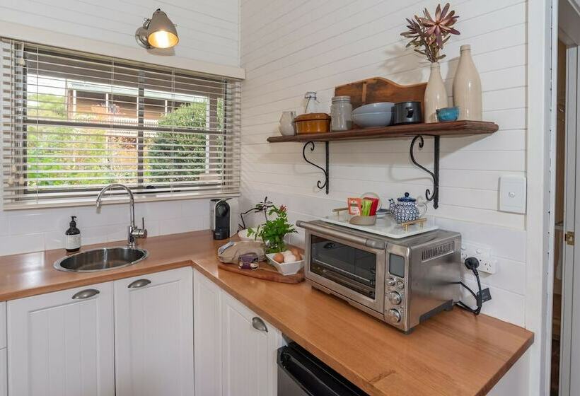 Arcadia The Barn Cottage & Rosehill Cottage