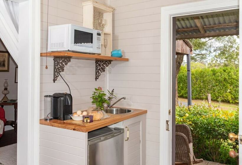 Arcadia The Barn Cottage & Rosehill Cottage