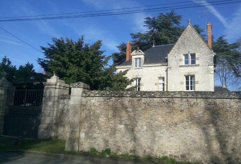 مبيت وإفطار Le Clos Des Ormeaux