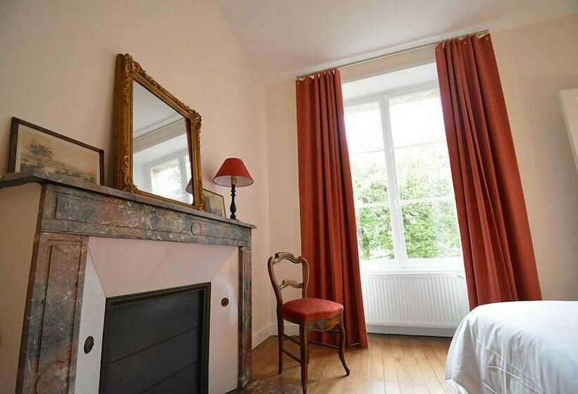 مبيت وإفطار Le Clos Des Ormeaux