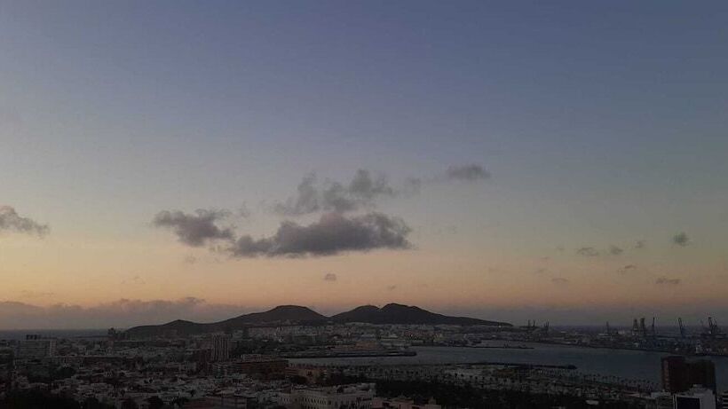 簡易ホテル Bahia Blanca