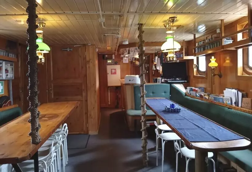 Hotelli Segelfartyget Libelle