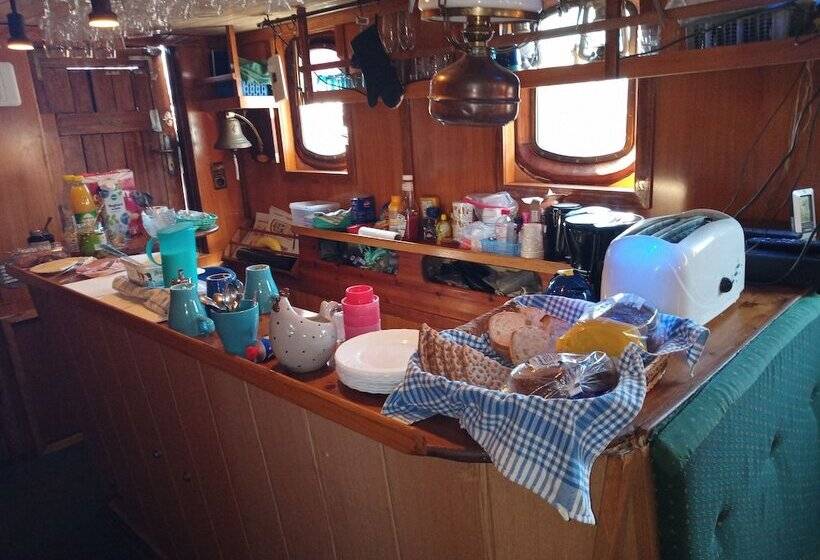 هتل Segelfartyget Libelle