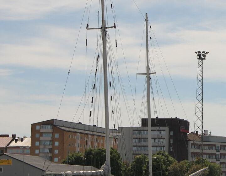 هتل Segelfartyget Libelle