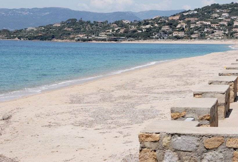 بنسيون Les Suites D Agosta