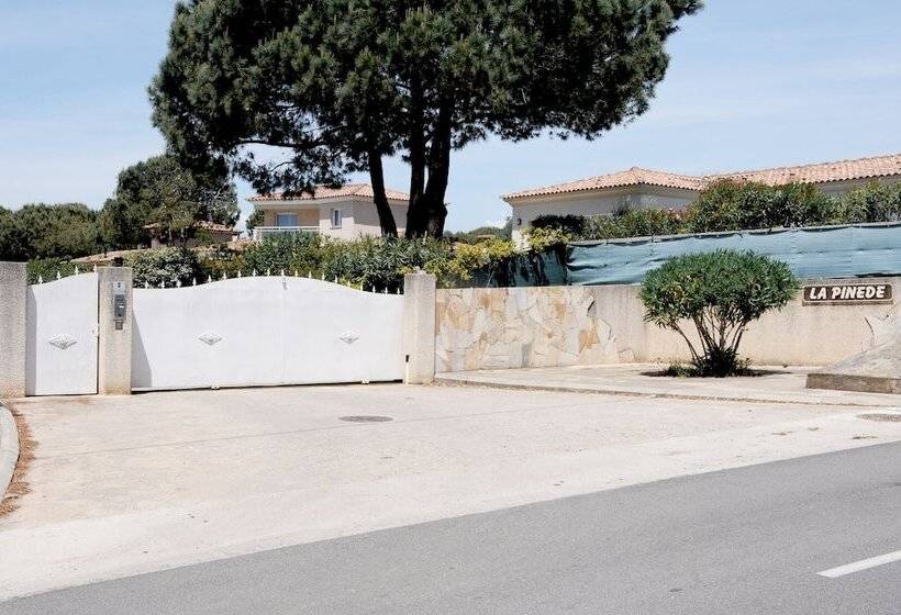 بنسيون Les Suites D Agosta