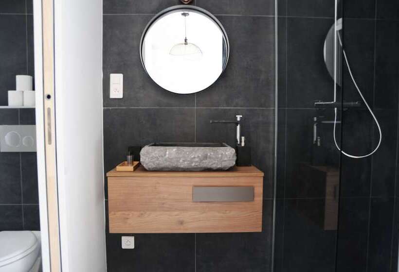 بنسيون Les Suites D Agosta