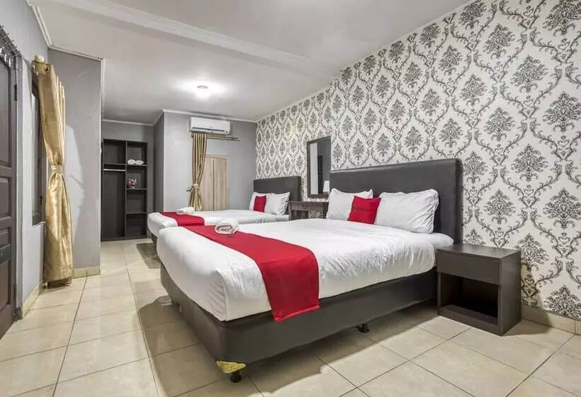 ペンション Reddoorz Near Tomang 2