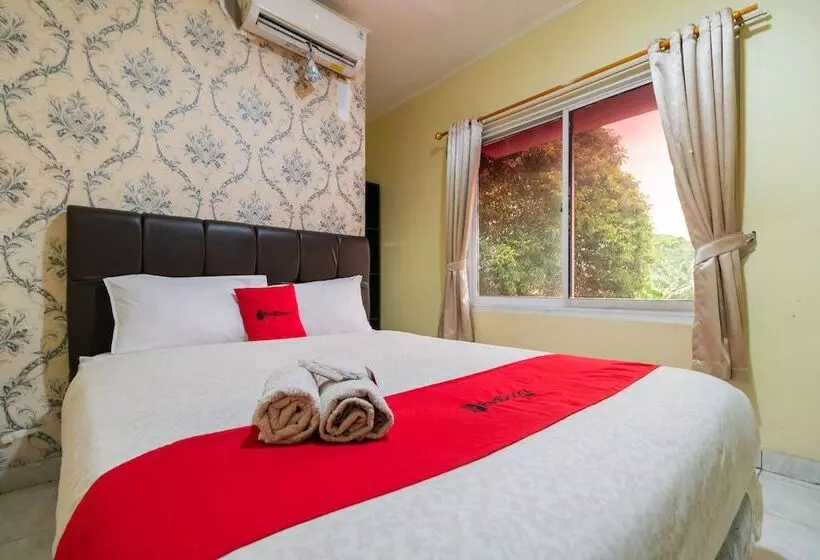 ペンション Reddoorz Near Tomang 2