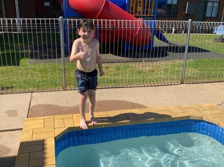 אתר נופש Geelong Surfcoast Hwy Holiday Park