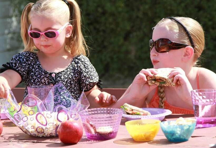 אתר נופש Geelong Surfcoast Hwy Holiday Park